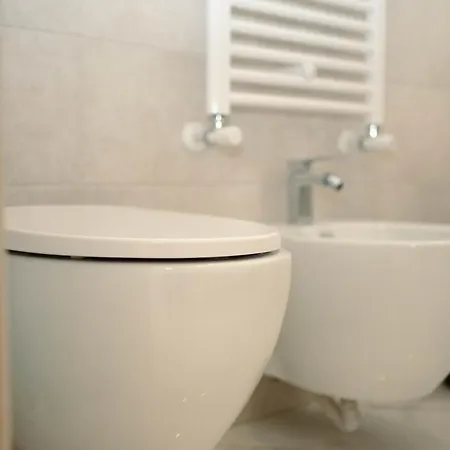 Konukevi Romano's Luxury Bari