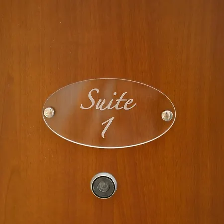 Konukevi Romano's Luxury Bari