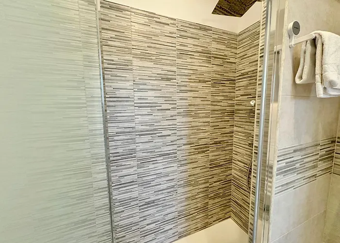 Dimora Prometeo בית הארחה 4*