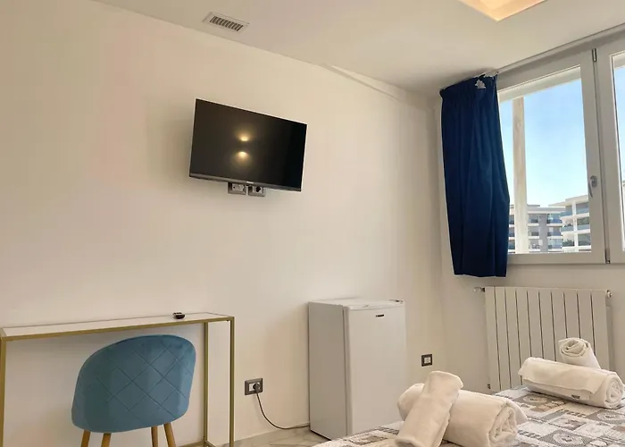 Pensión Dimora Prometeo 3*